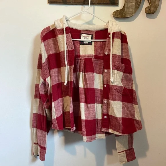 Red and Cream Plaid Hooded Shirt - Picture 5 of 5